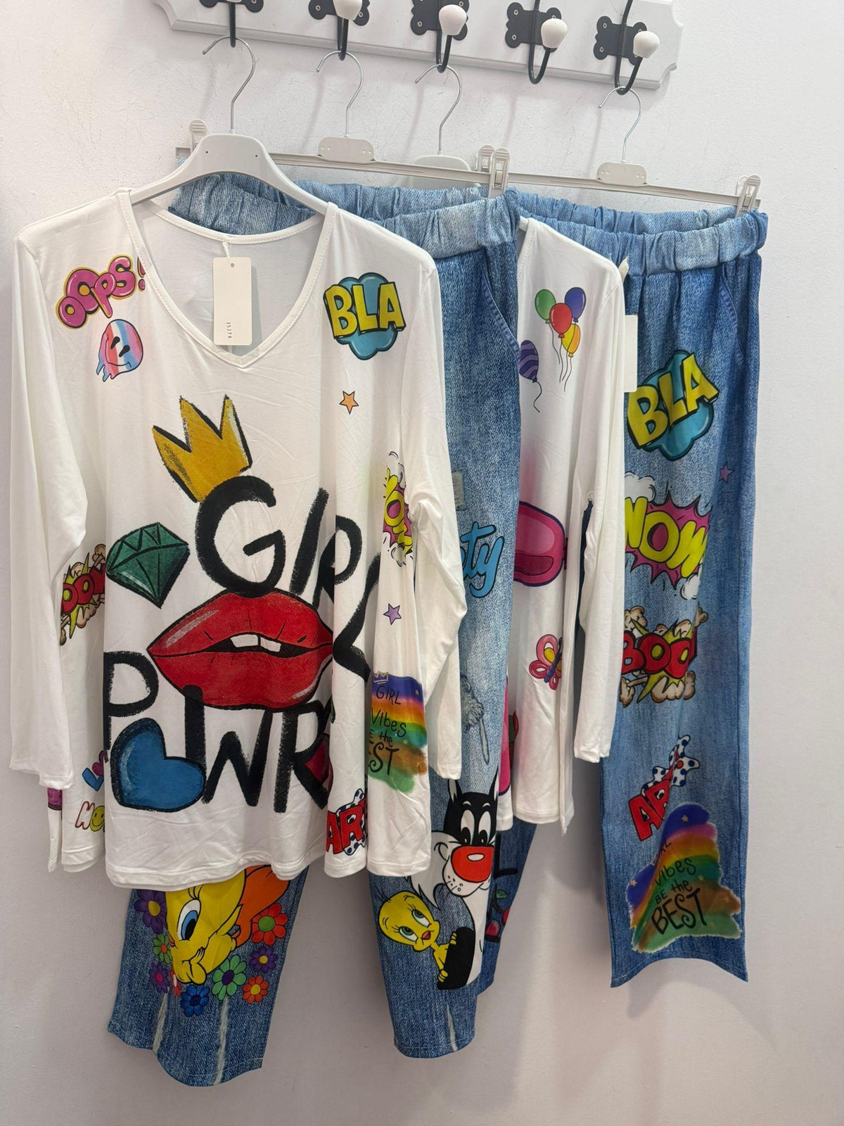 CONJUNTOS DE ROPA