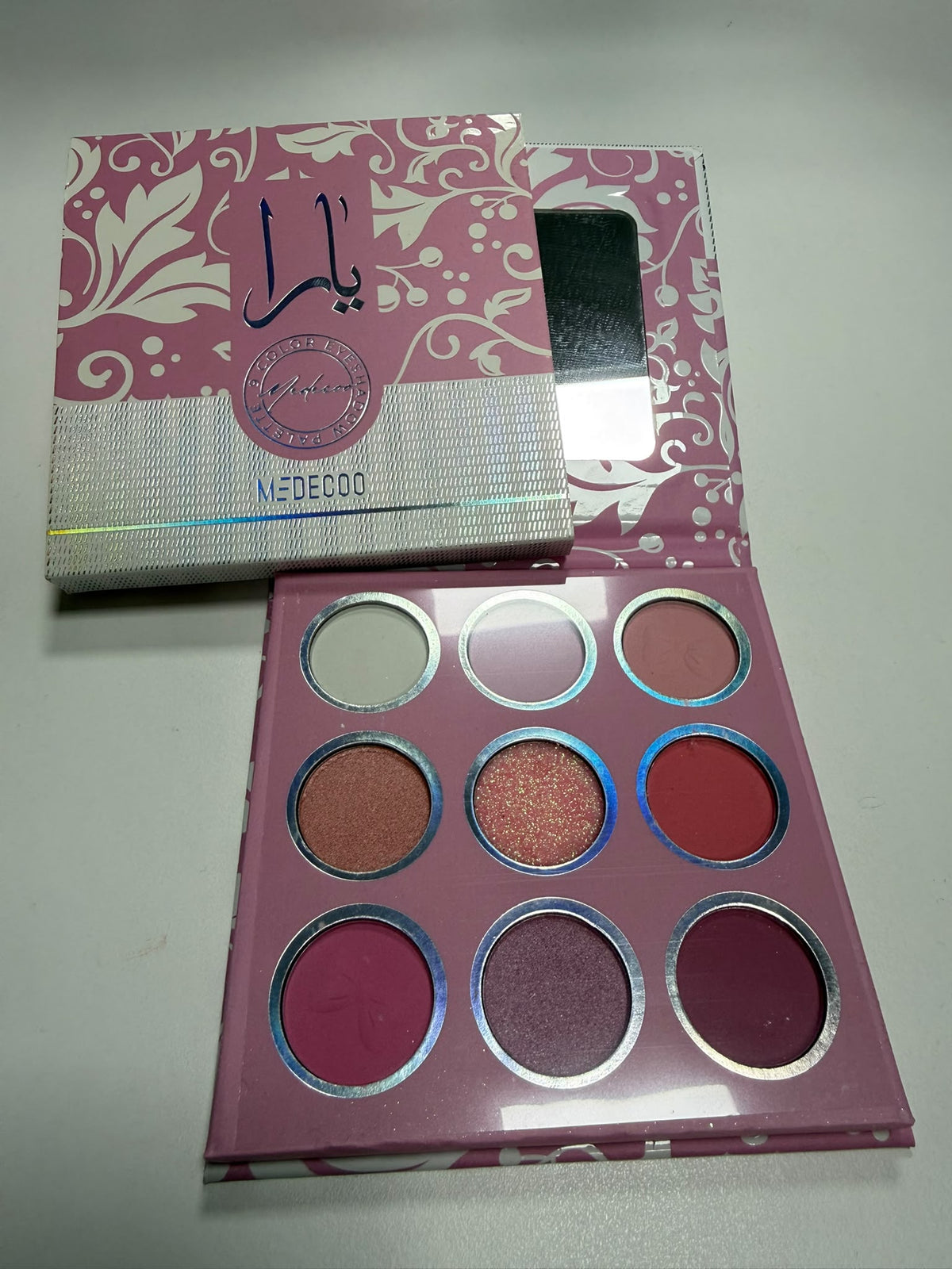 MODAS LA ELE COSMETICA YARA PROFESIONAL